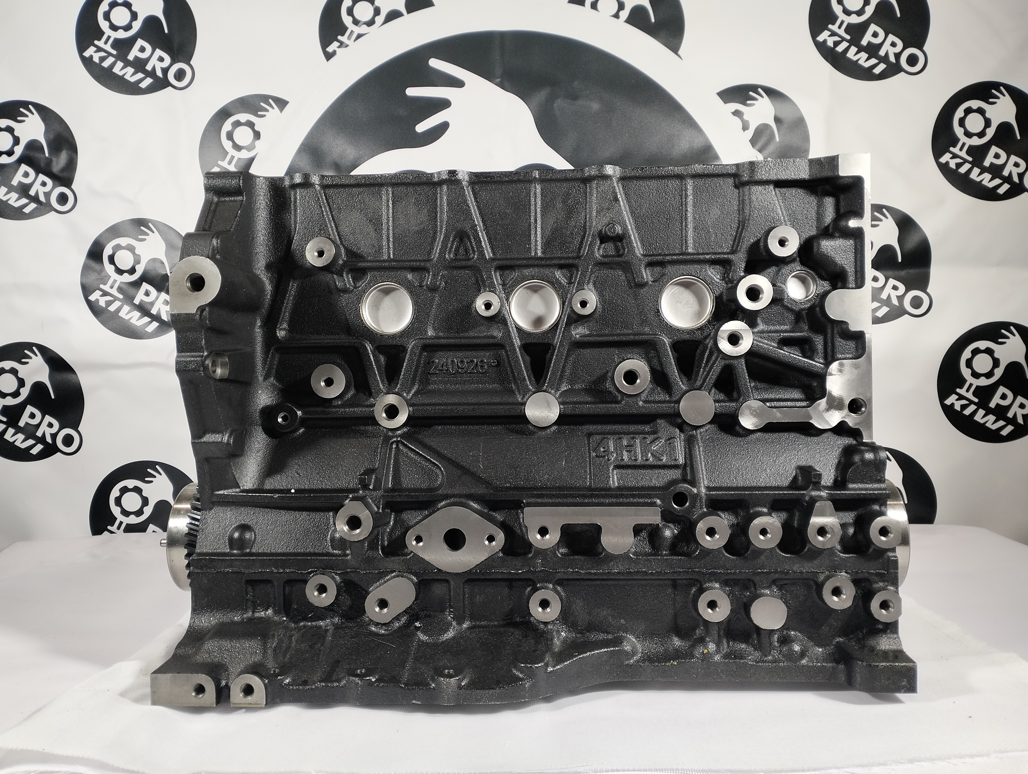 Шорт-блок Isuzu 4HK1