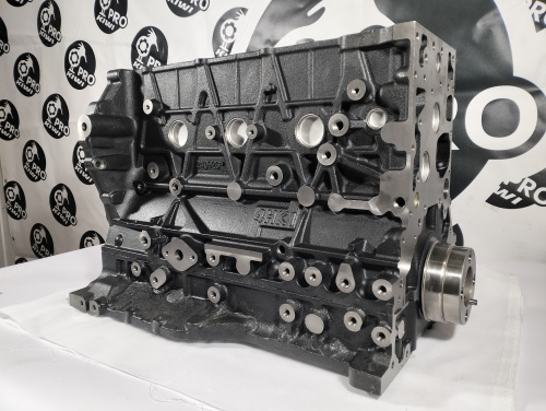 Шорт-блок Isuzu 4HK1